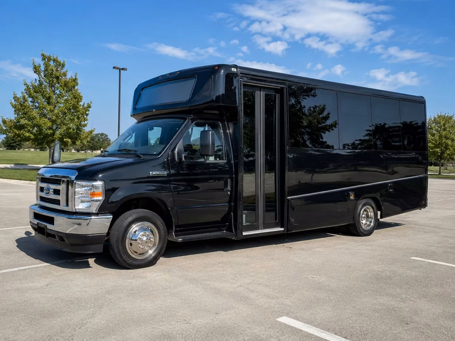 15 passenger minibus