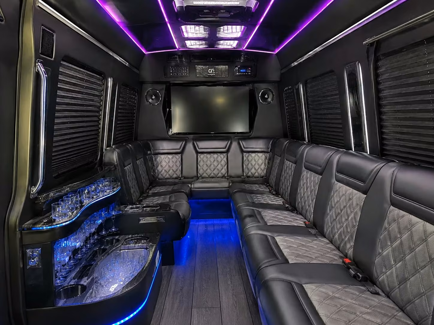 bus rental options for roswell trips