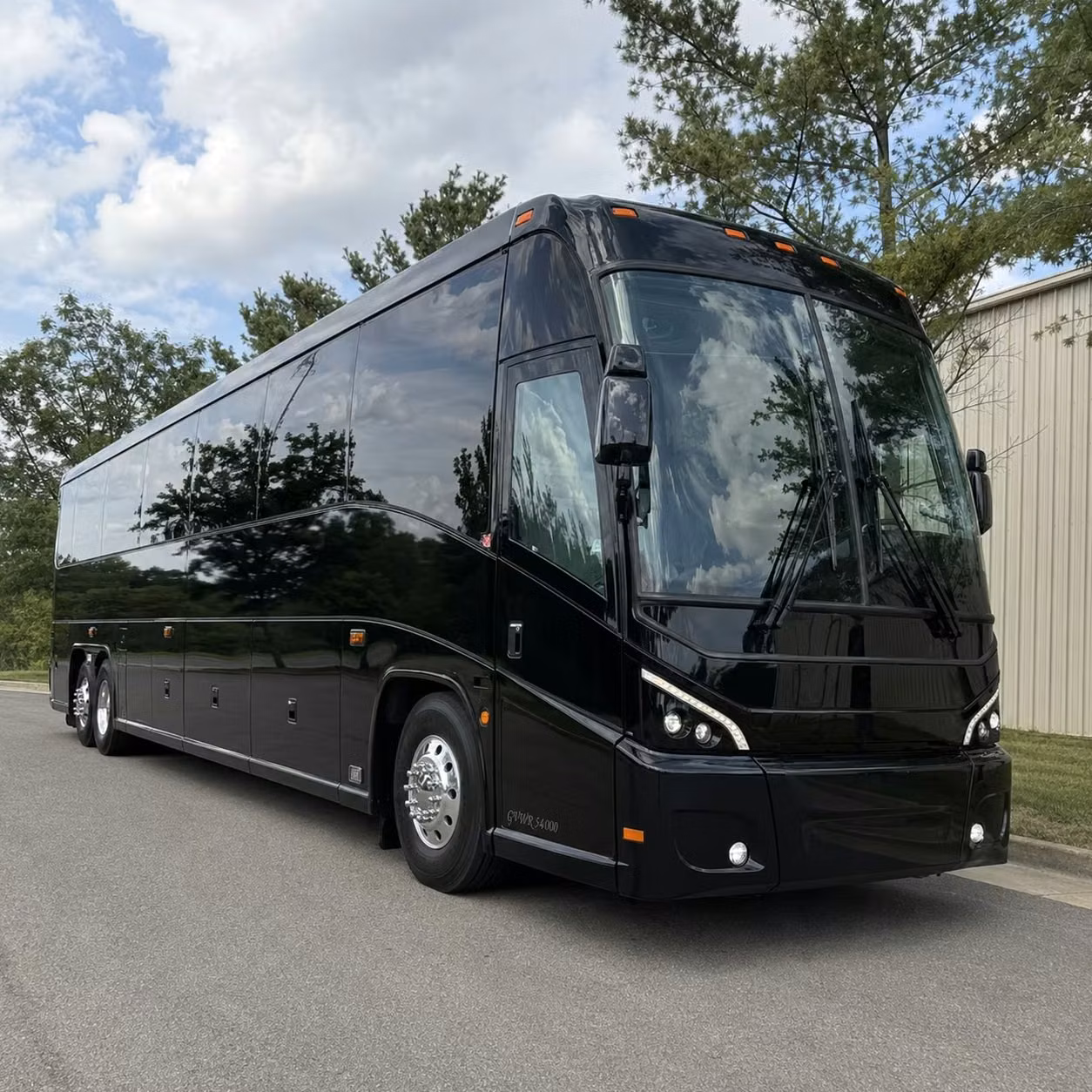 roswell corporate groups and sports teams trust long distance charter buses for out of town travel
