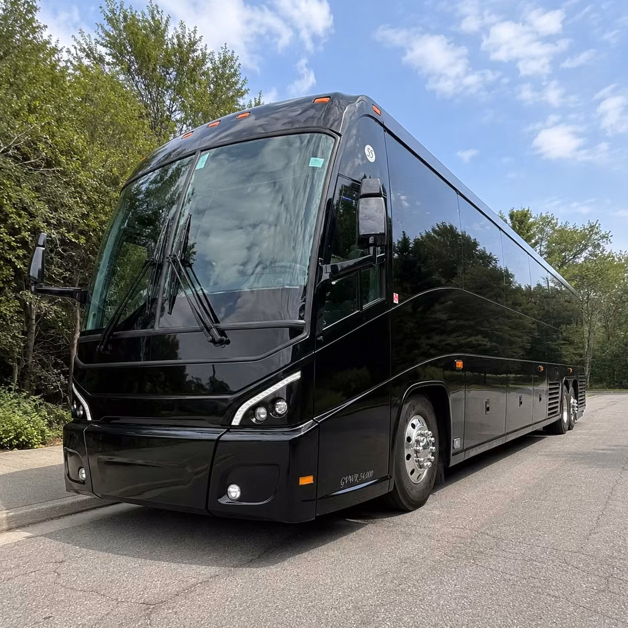 you can find and book long distance transportation in roswell and any nearby city